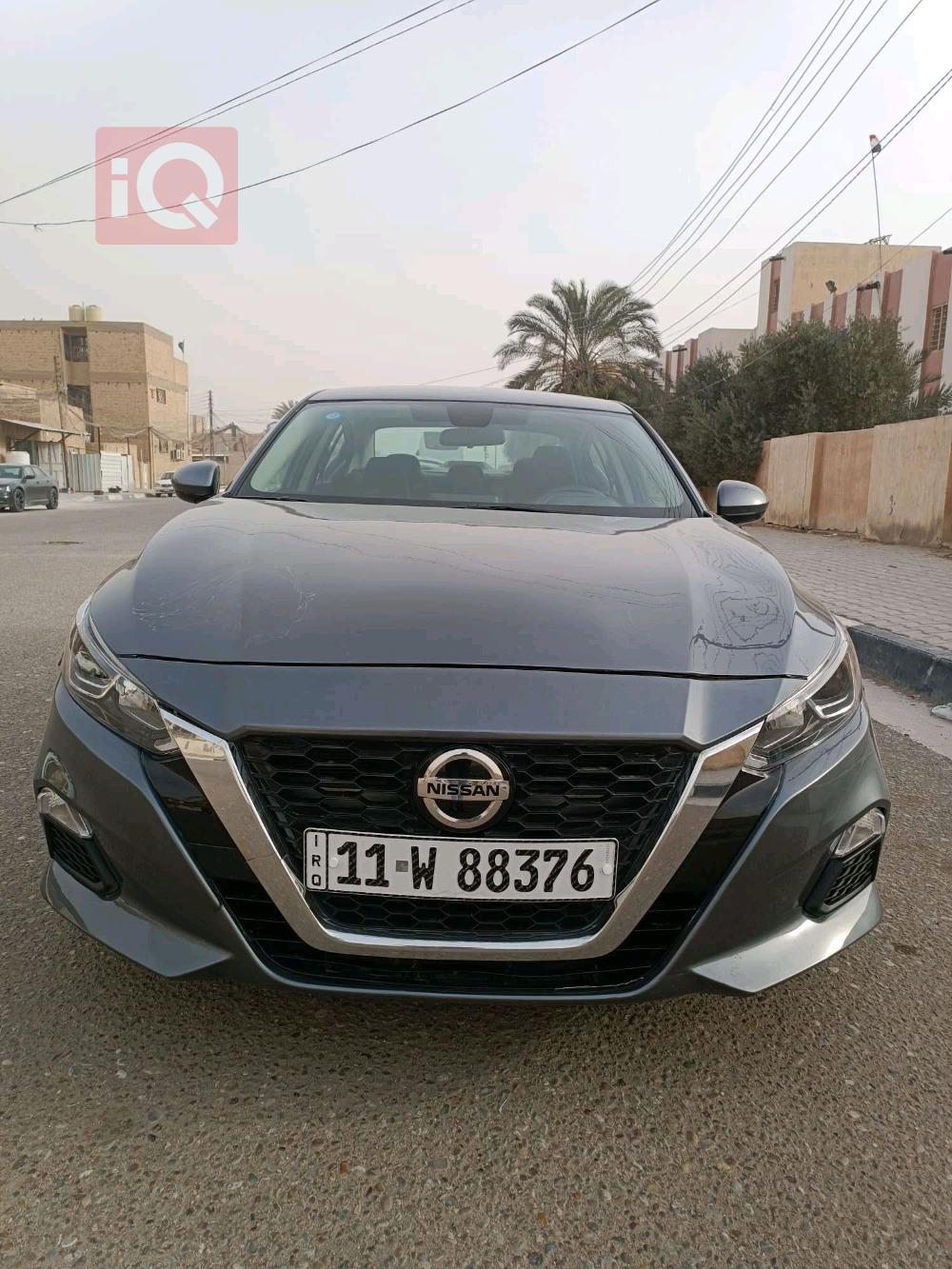 Nissan Altima